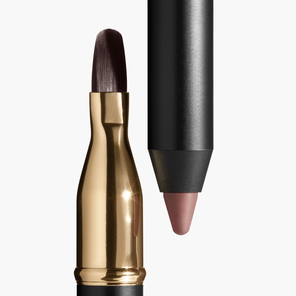 L&Aacute;PIZ CONTORNO DE LABIOS DE LARGA DURACI&Oacute;N